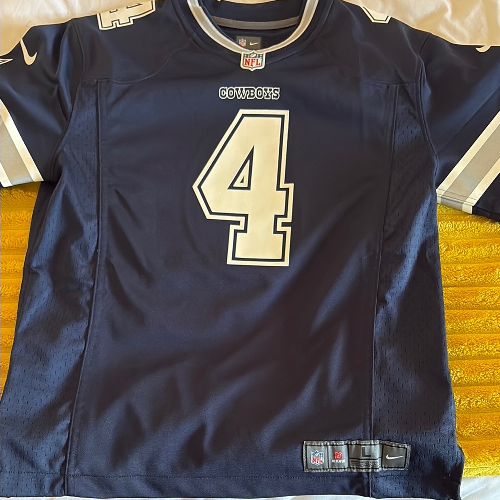 Nike NFL Dallas Cowboys football youth Jersey. Size Youth Large 14/16